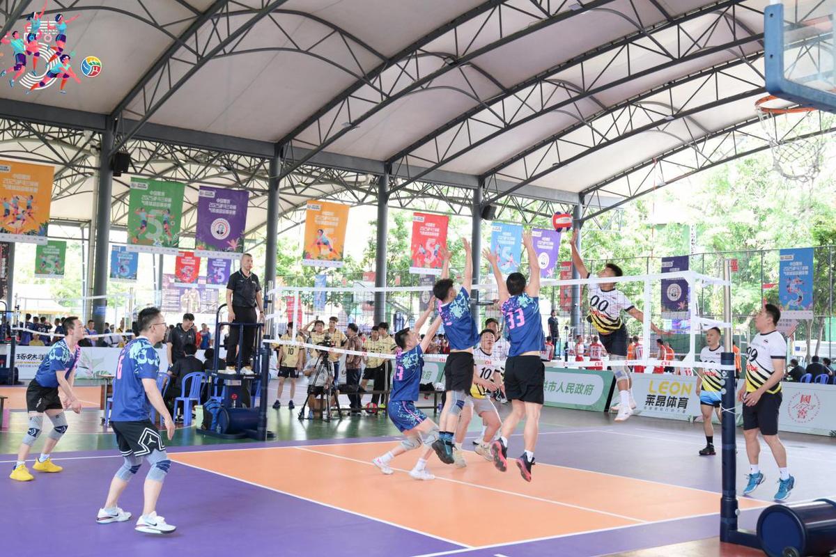 世界杯诞生3个死亡之组！同组4队实力相近：荷兰vs日本，争夺头名