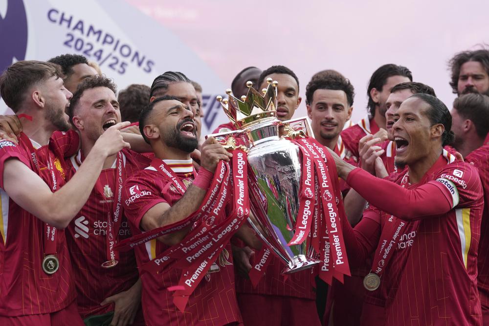 拜仁在联赛71次战胜斯图加特，创造德甲最多胜场纪录